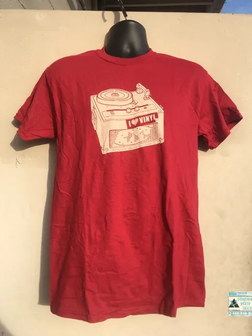 Park Ave CDs - 'I <3 Vinyl' T-Shirt [2X]