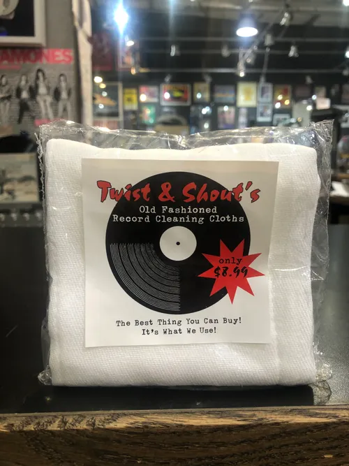 Twist &amp; Shout Records - Twist & Shout Record Cleaning (Cloth)