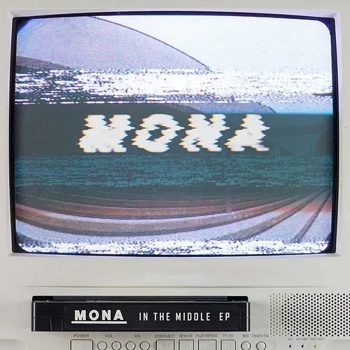 Mona - In The Middle vinyl record cover