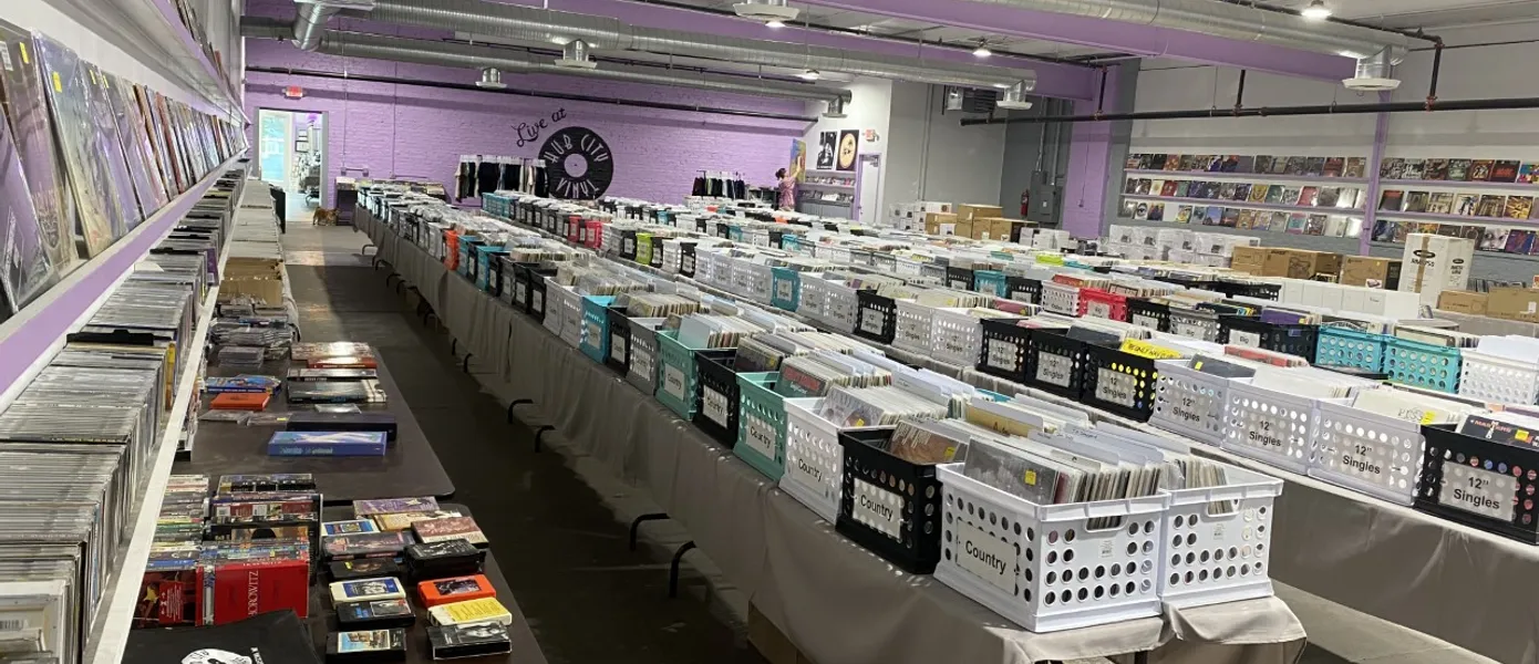 Monster – Massive Music Store