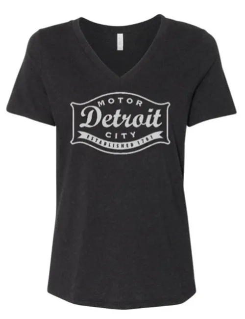 Detroit - Ladies Relaxed V-neck Detroit Buckle T-shirt [M]