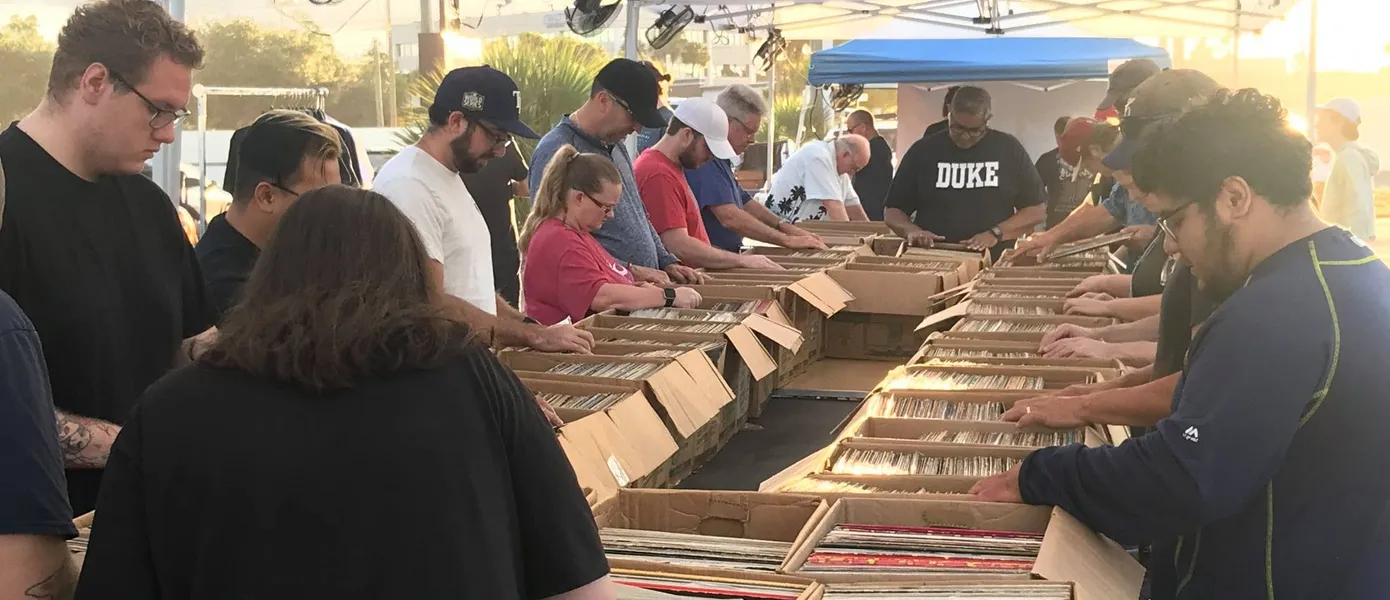 Picture of Crate browsing