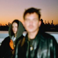 Ela Minus / Nick León - qu� les pas� a mis amigos? [Download Included]