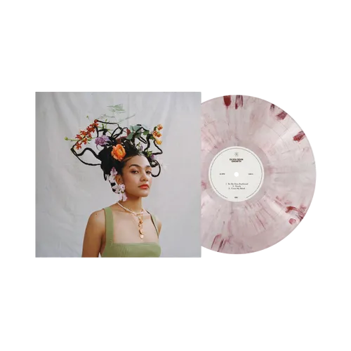 Olivia Dean - Growth vinyl record cover