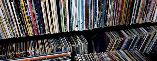 How To Store And Sell CDs And DVDs For Cash.